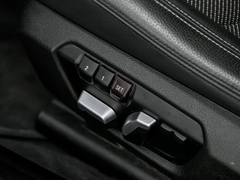 Used 2018 BMW M3 image 22