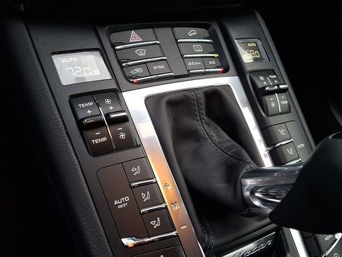 Used 2016 Porsche Macan S AWD/4WD image 12