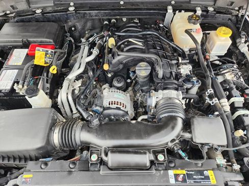 Used 2023 Jeep Gladiator Sport image 19