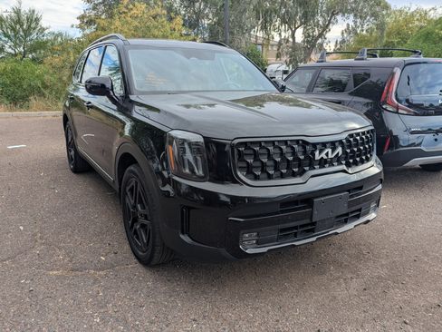Certified 2024 Kia Telluride SX Prestige X-Line image 2