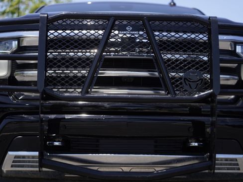 Used 2024 Chevrolet Silverado 1500 High Country AWD/4WD image 38