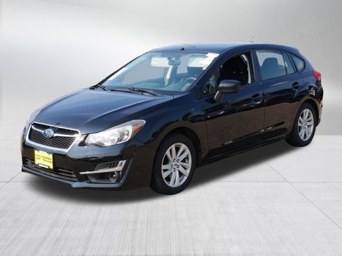 Used 2016 Subaru Impreza 2.0i Premium AWD/4WD image 3