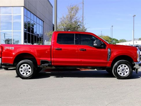 Used 2024 Ford F250 XLT w/ FX4 Off-Road Package image 4