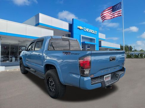 Used 2019 Toyota Tacoma TRD Sport RWD image 5