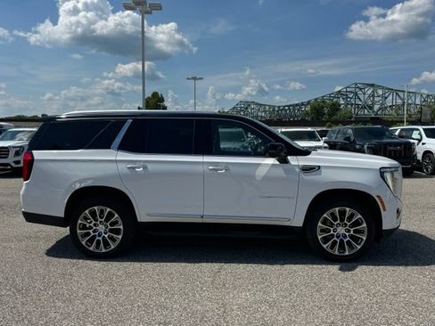 Used 2025 GMC Yukon Denali AWD/4WD image 7