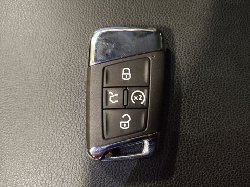 Used 2023 Volkswagen Atlas SE FWD image 32