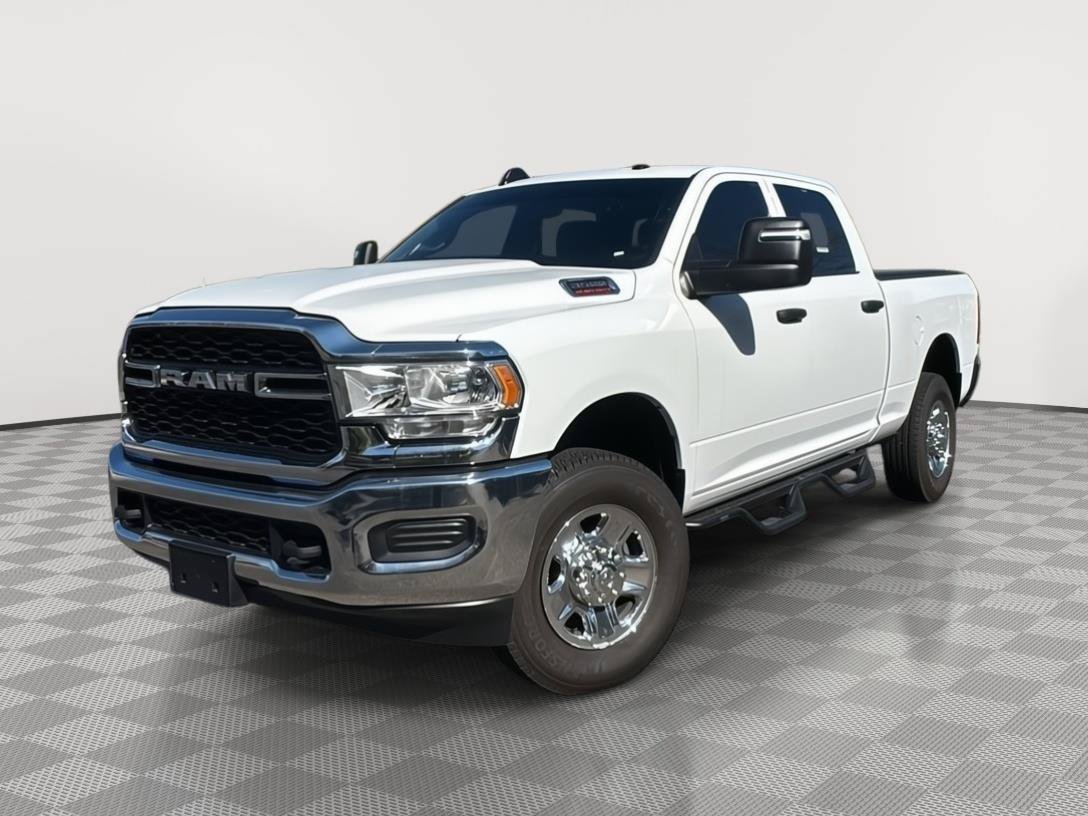 Used 2024 RAM 3500 Tradesman w/ Chrome Appearance Group AWD/4WD image 1