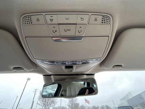 Used 2017 Mercedes-Benz E 400 E 400 Luxury image 31