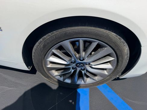 Used 2019 INFINITI Q50 Luxe w/ Essential Package (3.0T Luxe) RWD image 30