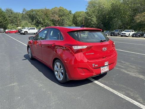 Used 2013 Hyundai Elantra GT w/ Tech Pkg FWD image 3