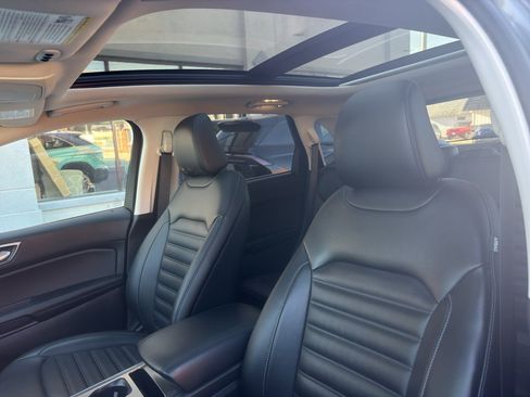 Used 2022 Ford Edge SEL w/ Convenience Package AWD/4WD image 7