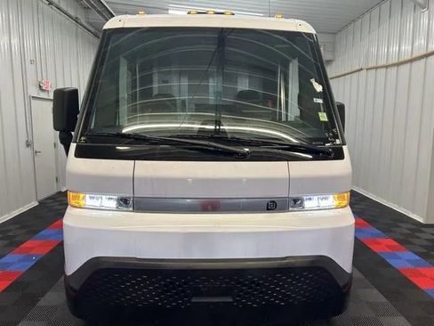 Used 2024 Chevrolet Brightdrop 600 w/ Commercial Equipment Package AWD/4WD image 7