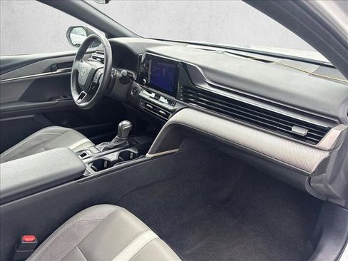 Used 2026 Toyota Camry SE FWD image 27