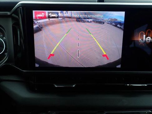 Used 2026 Jeep Wrangler Rubicon w/ Safety Group image 15