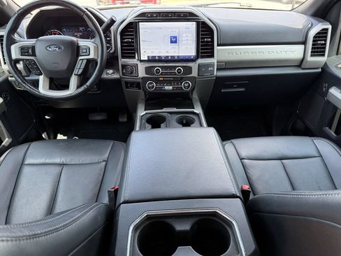 Used 2022 Ford F250 Lariat w/ Lariat Ultimate Package AWD/4WD image 9