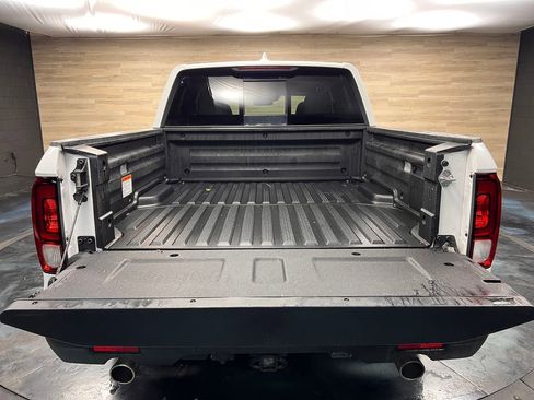 Used 2024 Honda Ridgeline RTL image 19