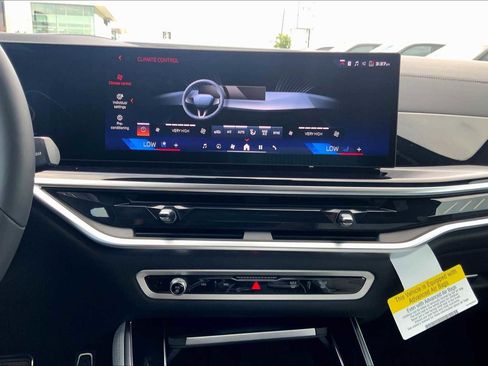 Used 2026 BMW X5 M60i image 6