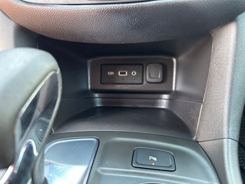 Used 2022 Chevrolet Equinox LT image 22