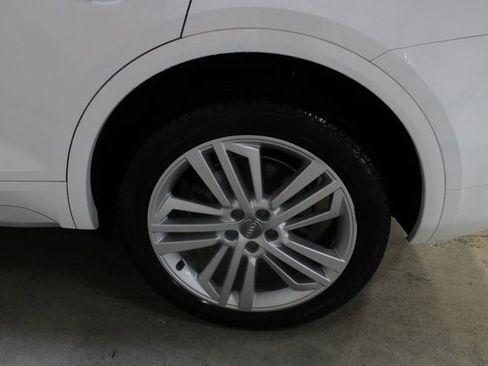 Used 2018 Audi Q5 2.0T Premium Plus w/ Premium Plus Package AWD/4WD image 30