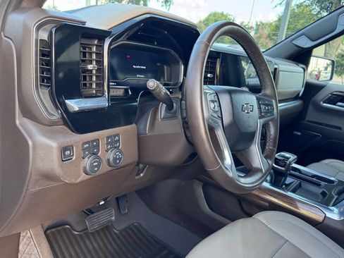 Used 2024 Chevrolet Silverado 1500 RST w/ Convenience Package II AWD/4WD image 11
