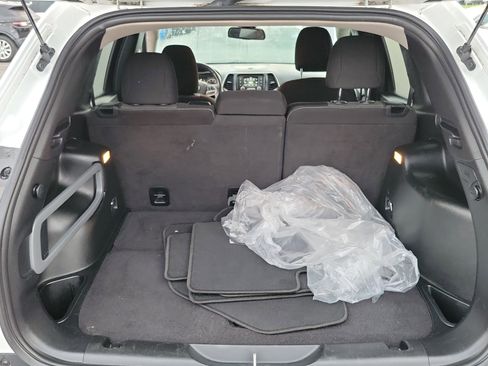 Used 2017 Jeep Cherokee Altitude image 22