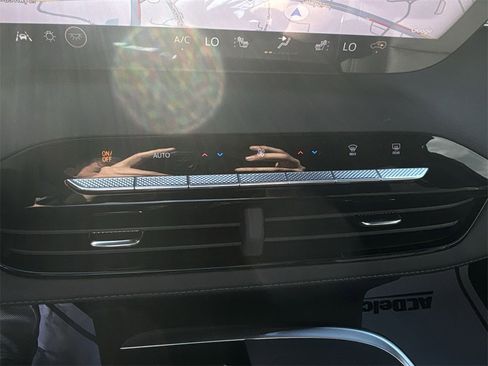 New 2026 Buick Enclave Sport Touring w/ Power Package image 25