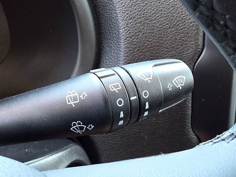 Used 2018 Jeep Renegade Latitude image 46