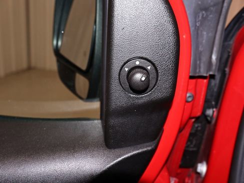 Used 2021 RAM ProMaster City Tradesman SLT FWD image 13
