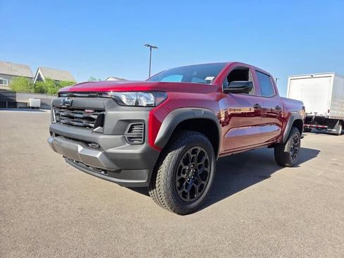 New 2026 Chevrolet Colorado Trail Boss AWD/4WD image 2