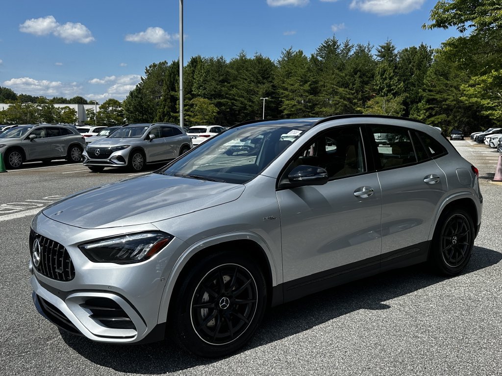 Certified 2026 Mercedes-Benz GLA 35 AMG 4MATIC image 4