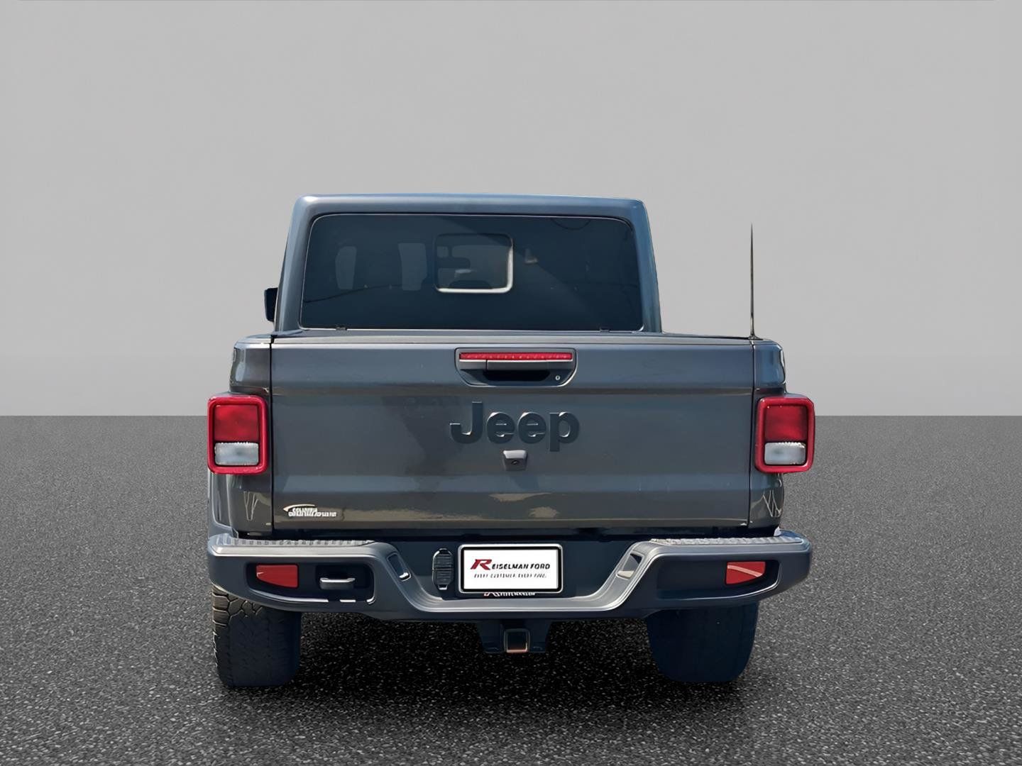 Used 2025 Jeep Gladiator Sport AWD/4WD image 5