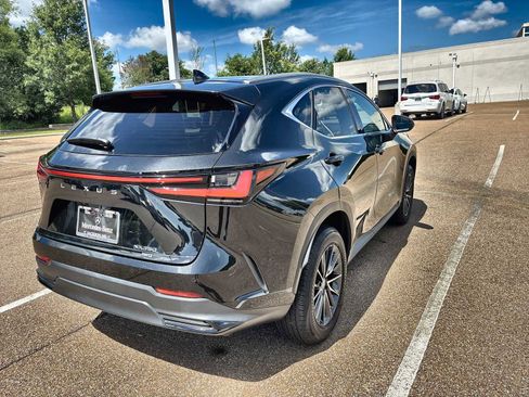 Used 2024 Lexus NX 350 AWD image 8