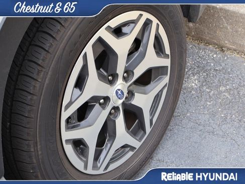 Used 2020 Subaru Forester Premium AWD/4WD image 24