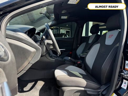 Used 2017 Ford Focus ST FWD image 18