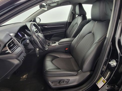 Used 2023 Toyota Camry SE image 15