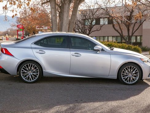 Used 2015 Lexus IS 250 w/ Navigation System Package image 4