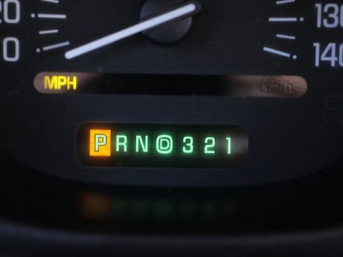 Used 2004 Buick Le Sabre Limited image 8