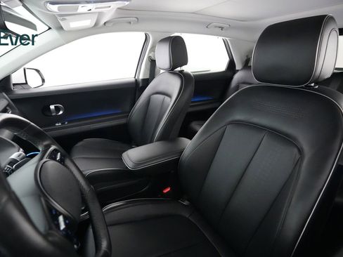 Used 2024 Hyundai Ioniq 5 Limited image 4