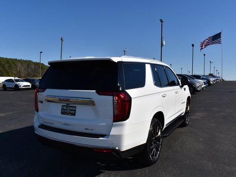 Used 2021 GMC Yukon SLT w/ SLT Premium Package image 4