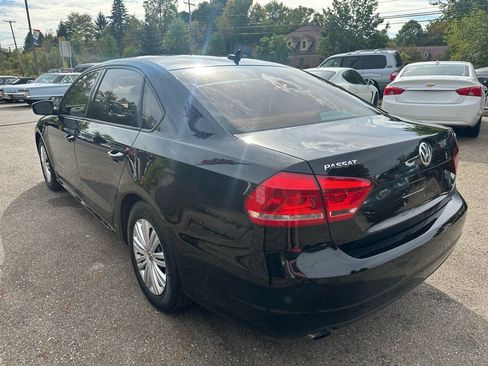 Used 2015 Volkswagen Passat 1.8T S w/ Technology Package FWD image 4