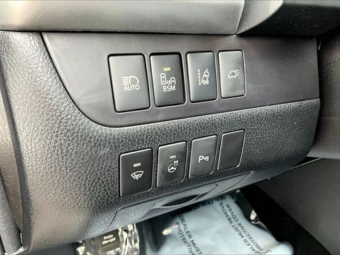 Used 2016 Toyota Highlander Limited Platinum AWD/4WD image 39