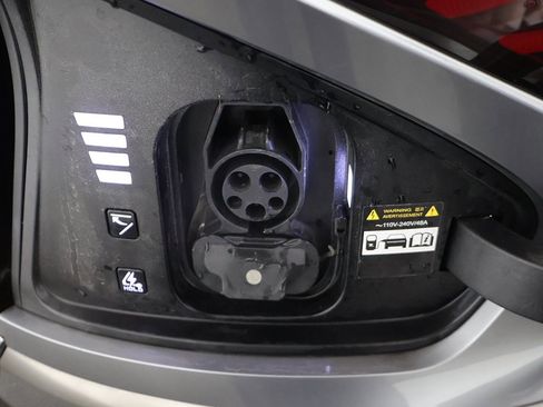 Used 2024 Kia EV6 Wind w/ Wind Technology Package image 18