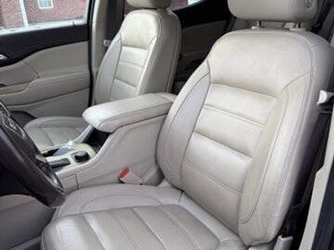 Used 2019 GMC Acadia Denali w/ Technology Package image 12