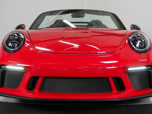 Used 2019 Porsche 911 Speedster RWD image 15