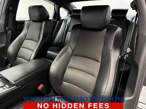 Used 2018 Honda Accord Sport image 13