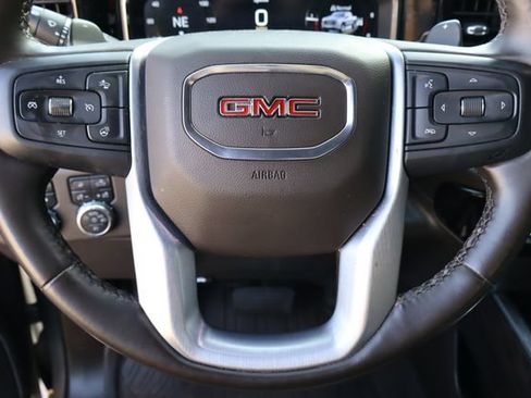 Used 2023 GMC Sierra 1500 SLT AWD/4WD image 12