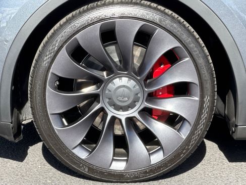 Used 2022 Tesla Model Y Performance AWD/4WD image 13