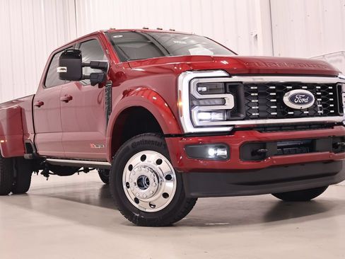 New 2026 Ford F450 Platinum w/ FX4 Off-Road Package AWD/4WD image 42