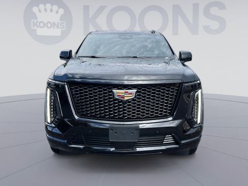 Used 2026 Cadillac Escalade Sport AWD/4WD image 11