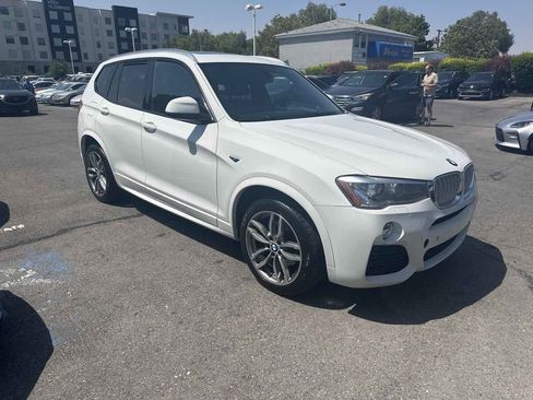 Used 2015 BMW X3 xDrive28i image 4